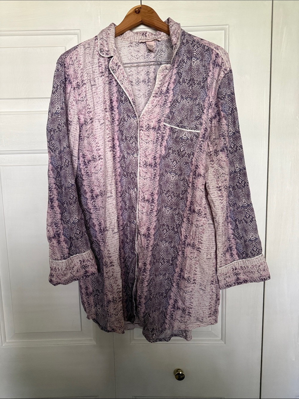 Victoria's Secret Light Purple Snake-Print Button-Down Nightgown